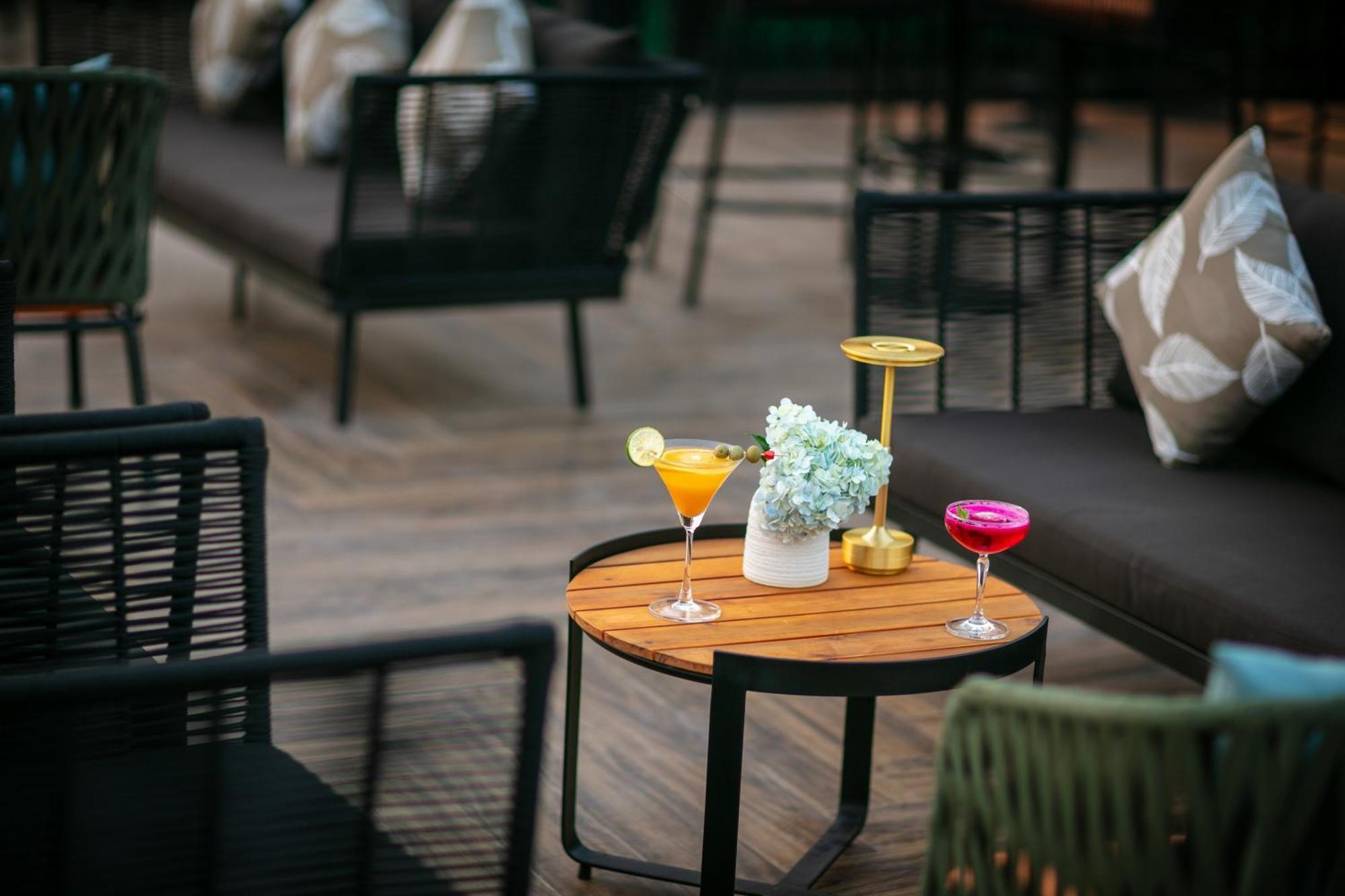 May De Ville Corner Hotel ハノイ市 エクステリア 写真