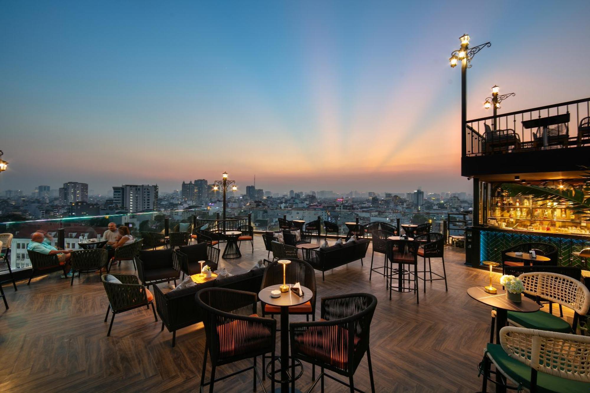 May De Ville Corner Hotel ハノイ市 エクステリア 写真