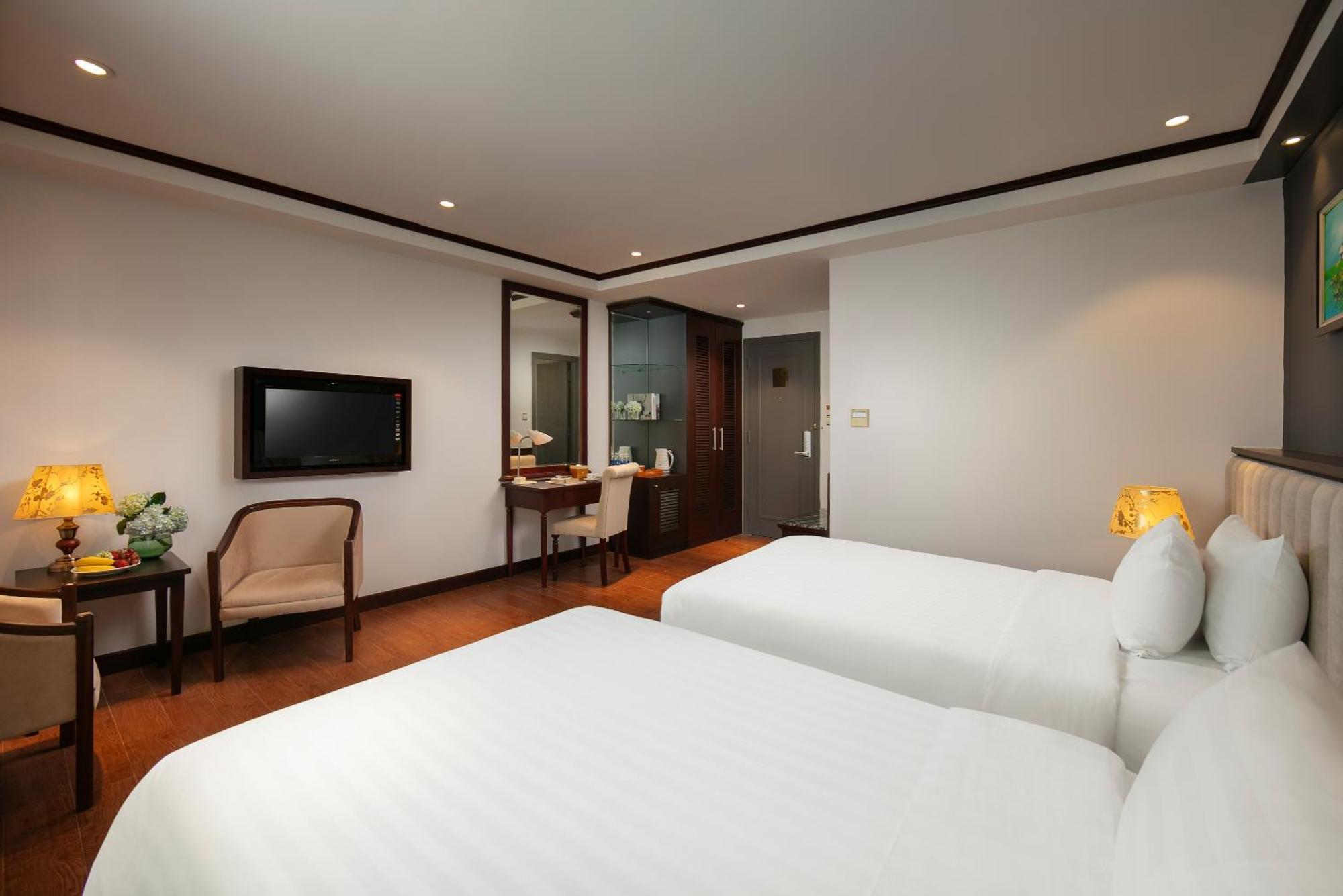 May De Ville Corner Hotel ハノイ市 エクステリア 写真